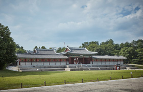 Gyeonghuigung Palace photo