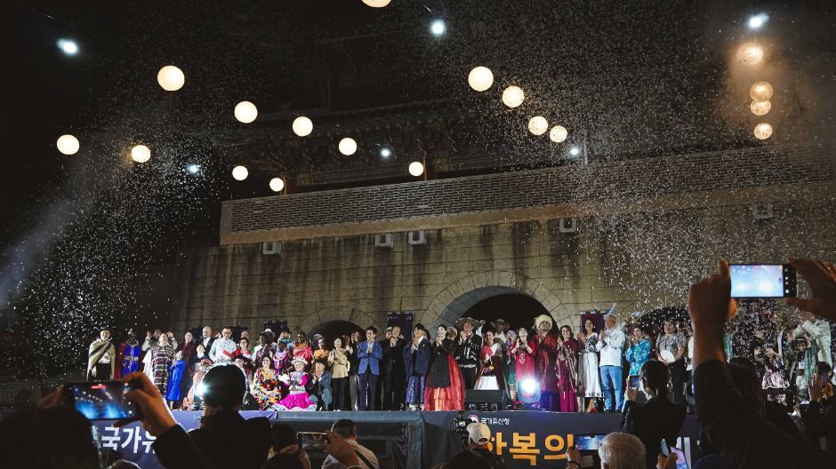 문경새재 달항아리야행 관련 이미지 