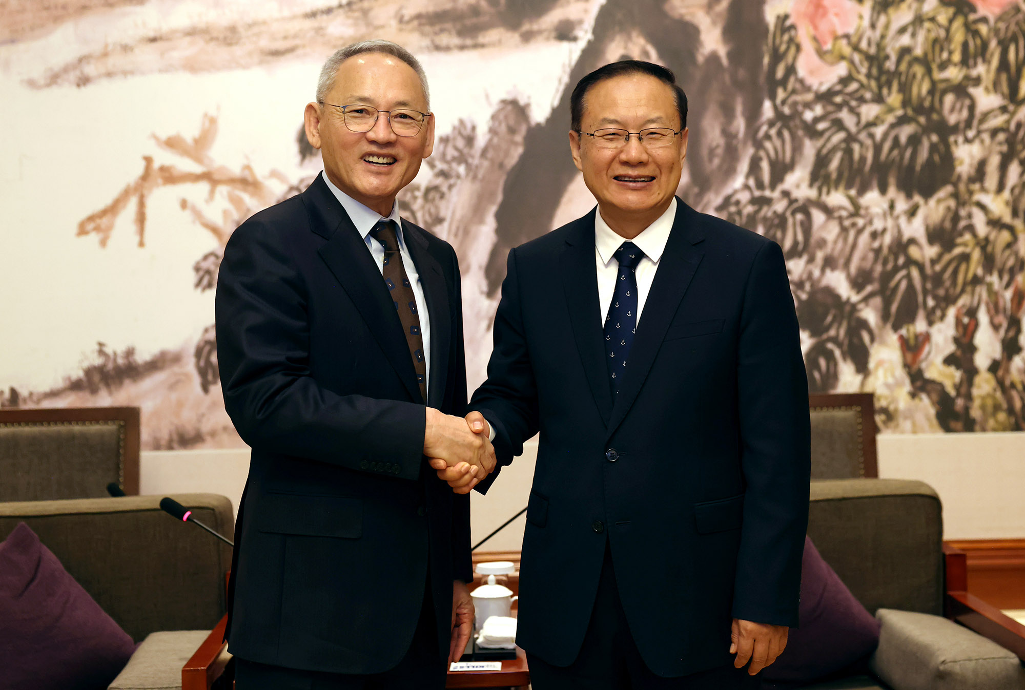 한국과 중국, 문화·관광장관 회담에서 양국 교류 확대 뜻 모아(2024.11.24.) 이미지